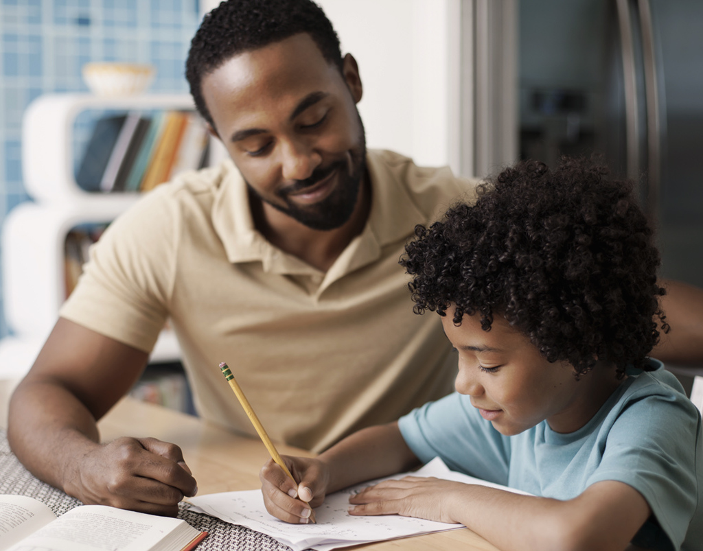 مرز بین معتمد بودن و استبداد در تربیت کودک